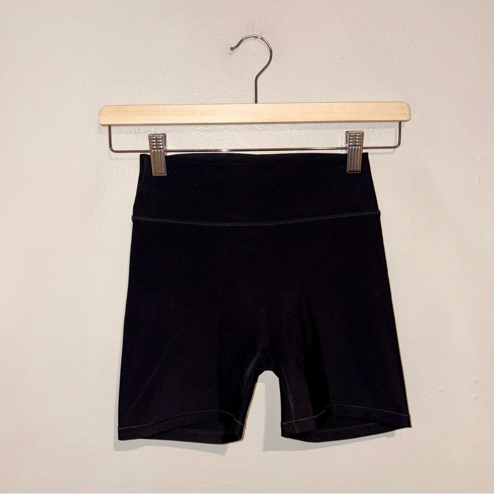 White Fox Biker Shorts Sz XS